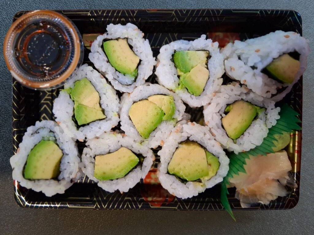 Avocado Roll Koung Sushi